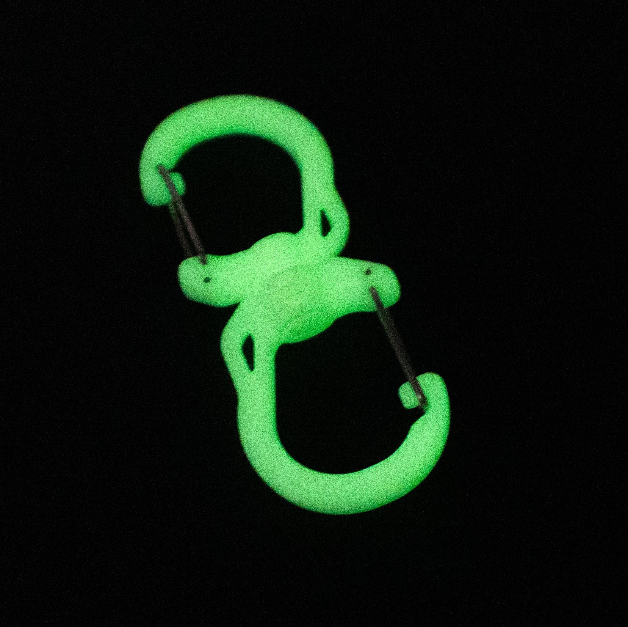 SAFETYGLO W CARABINER GLOW IN THE DARK – Tsugiki